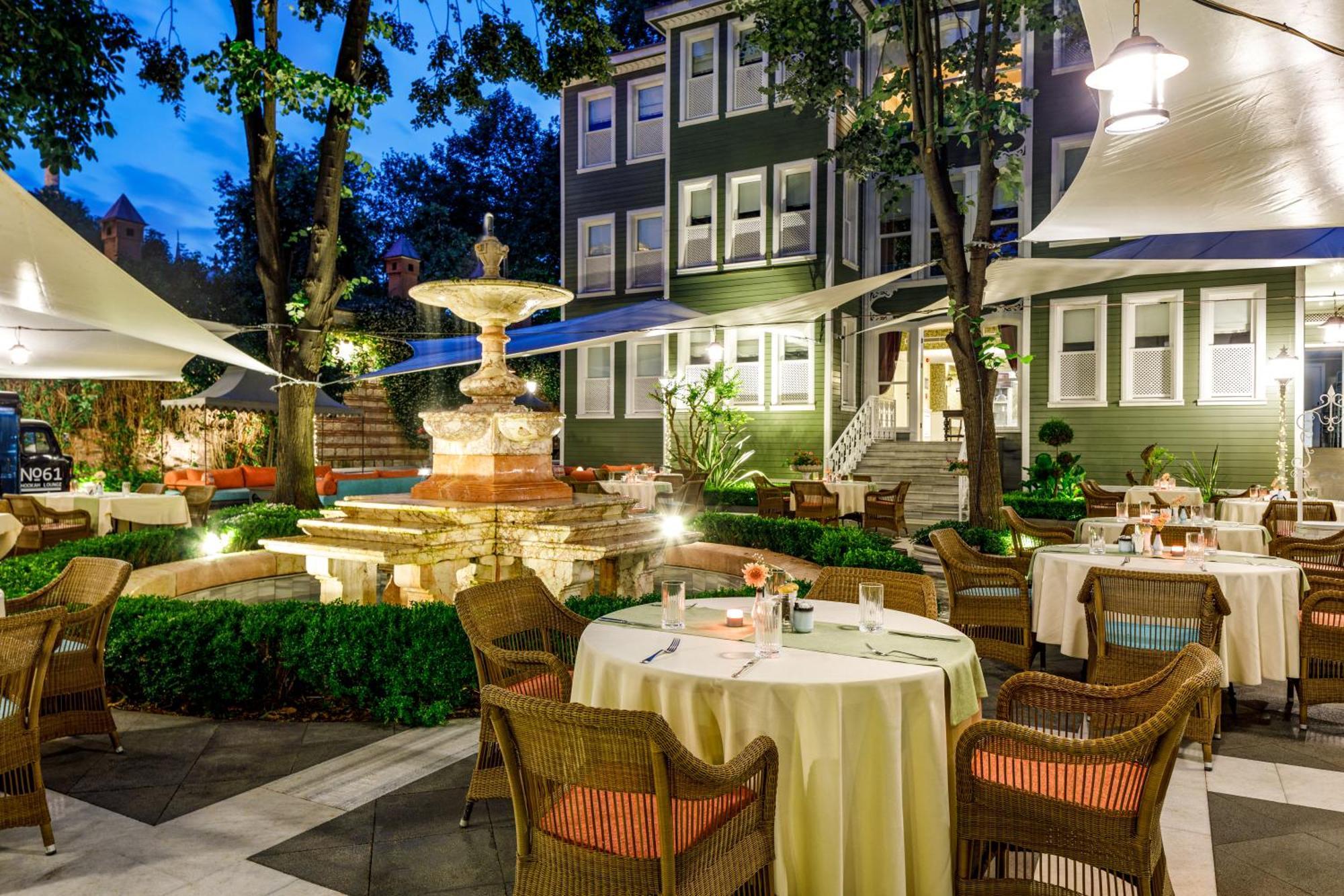 Hagia Sofia Mansions Istanbul, Curio Collection By Hilton Hotel Exterior foto