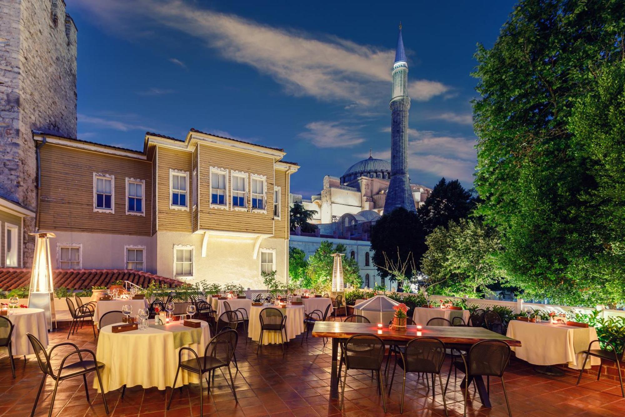 Hagia Sofia Mansions Istanbul, Curio Collection By Hilton Hotel Exterior foto
